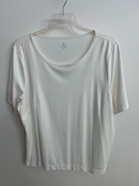 NWOT Talbots 2X Flowy, Soft White Scoop Neck Short Sleeve Tee